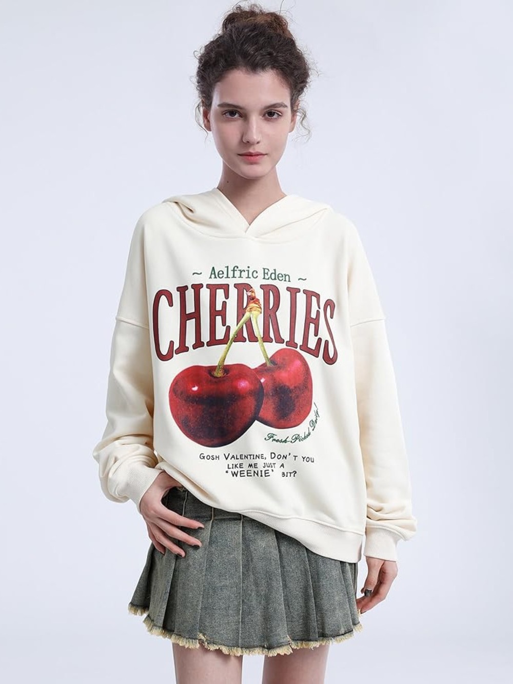 Aelfric Eden Cherry Hoodie NWT White Graphic Oversized Size M